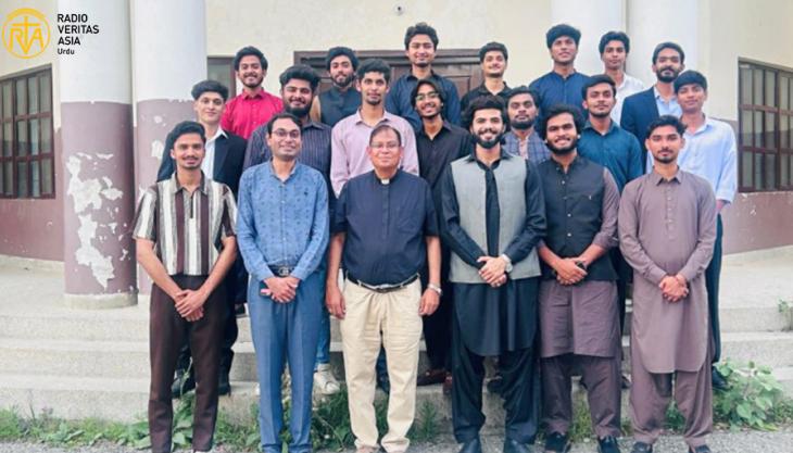فضیلت مآب آرچ بشپ ڈاکٹر جوزف ارشد کا ہاؤس آف وزڈم کا دورہ، طلبہ سے ملاقات