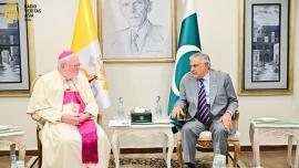   فضیلت مآب آرچ بشپ گالاگرکی، نائب وزیرِاعظم و وزیرِ خارجہ سینیٹر محمد اسحاق ڈار سے ملاقات، پاکستان اور ویٹی کن کے تعلقات مضبوط بنانے پر تبادلہ خیال